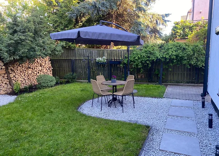 Bed & Breakfast Leokadia Przy Plazy Prywatne 3*