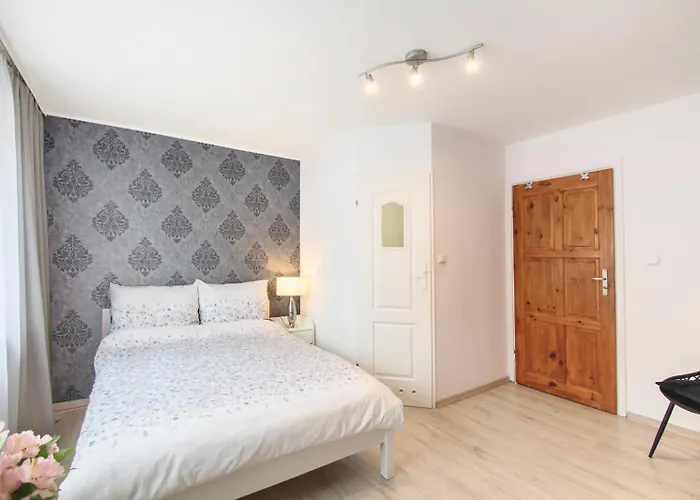 Leokadia Przy Plazy Prywatne Bed & Breakfast